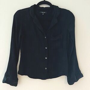 Madewell black button down flower patterned long sleeve blouse